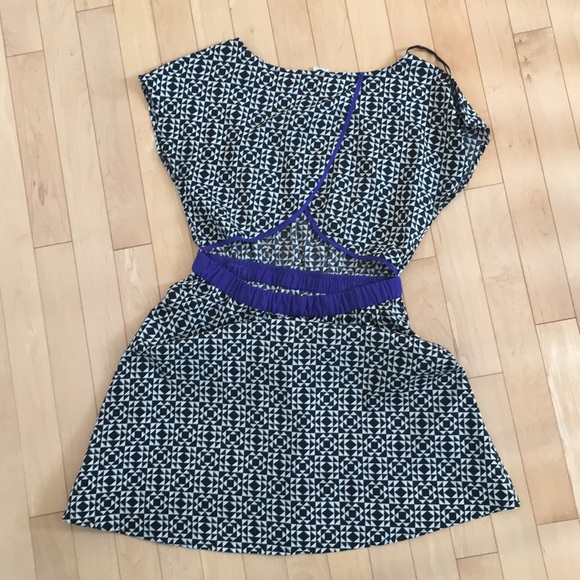 Roxy Medium Knee Length Black & White Print Dress - Picture 2 of 2